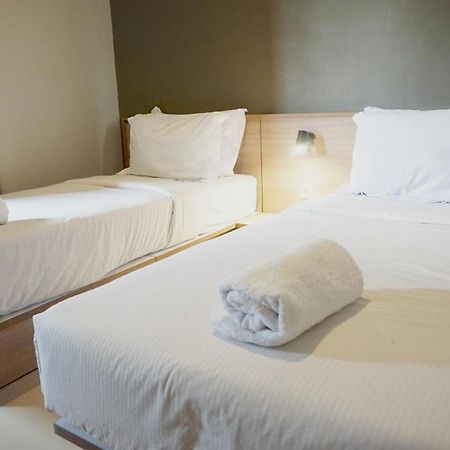 Kanna Stay Surabaya Bagian luar foto